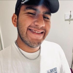 Meet your Posher, Joshua